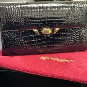 Vintage/ Antique Black crocodile clutch by Kwanpen
